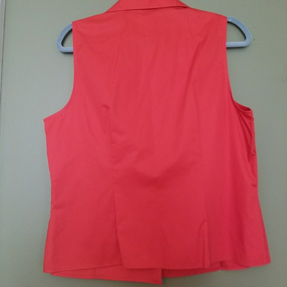 TALBOTS RED SLEEVELESS BLOUSE SIZE 16 - Picture 2 of 4